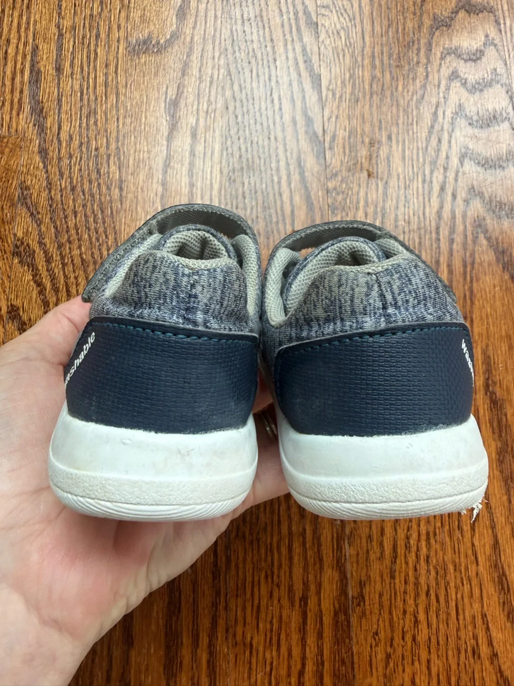 See Kai Run Basics Sneakers Sz 7